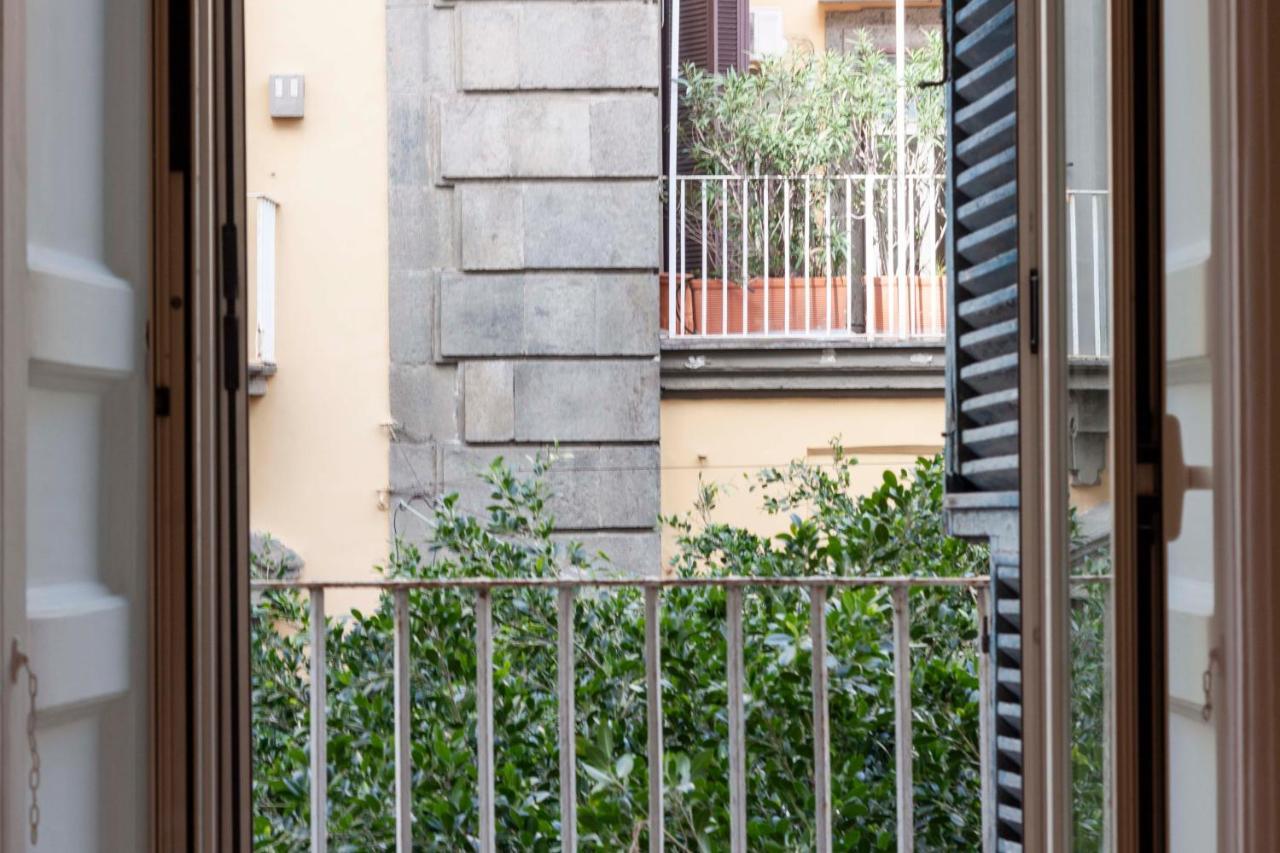 Un Rifugio Romantico A Napoli Экстерьер фото